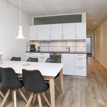 Clxxvi Apartment